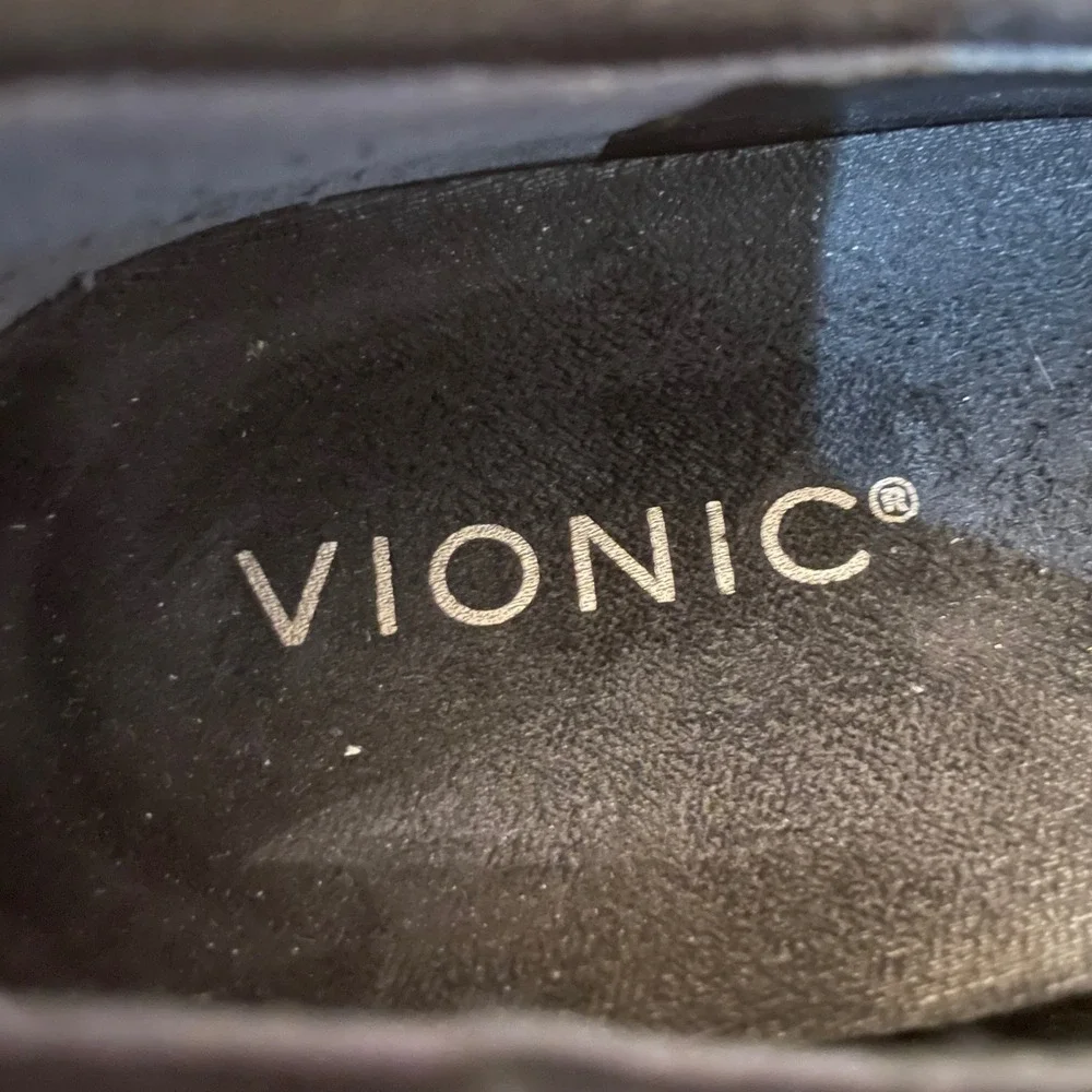 Vionic Willa Wedge Loafers Womens Black Suede Platform Lug Sole Shoes Size 8